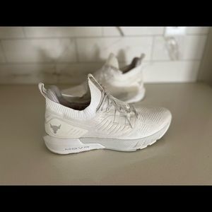 Men’s Size 12.5 Under Armour Project Rock 3 Training Shoe